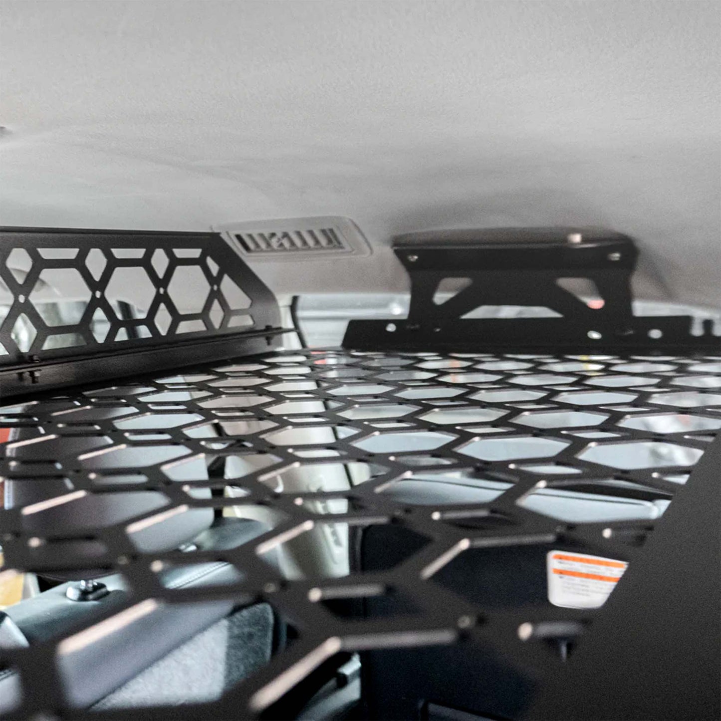 200 SERIES REAR CARGO SHELF - PARCEL SHELF
