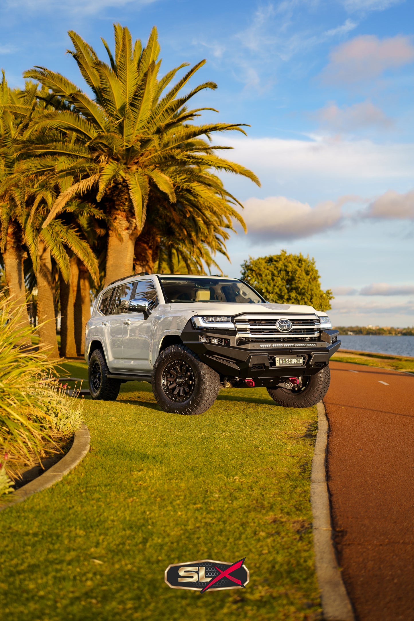 SLX Recon Bull Bar, Suitable For Toyota LandCruiser 300 Series 2022 on