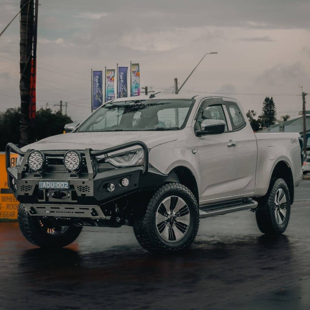 ISUZU DMAX 08/2020 - 04/2024 OFFROAD FRONTAL PACK