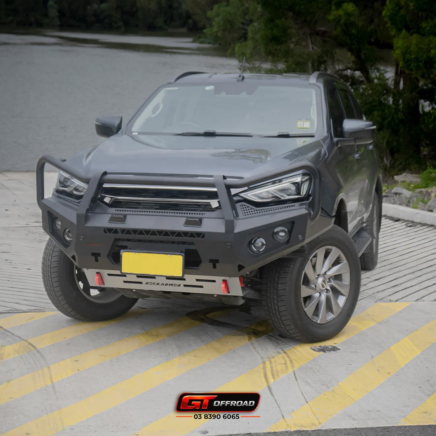 ISUZU MUX BULLBAR 08/2021 - 02/2025 ROCKARMOR GT BULL BAR