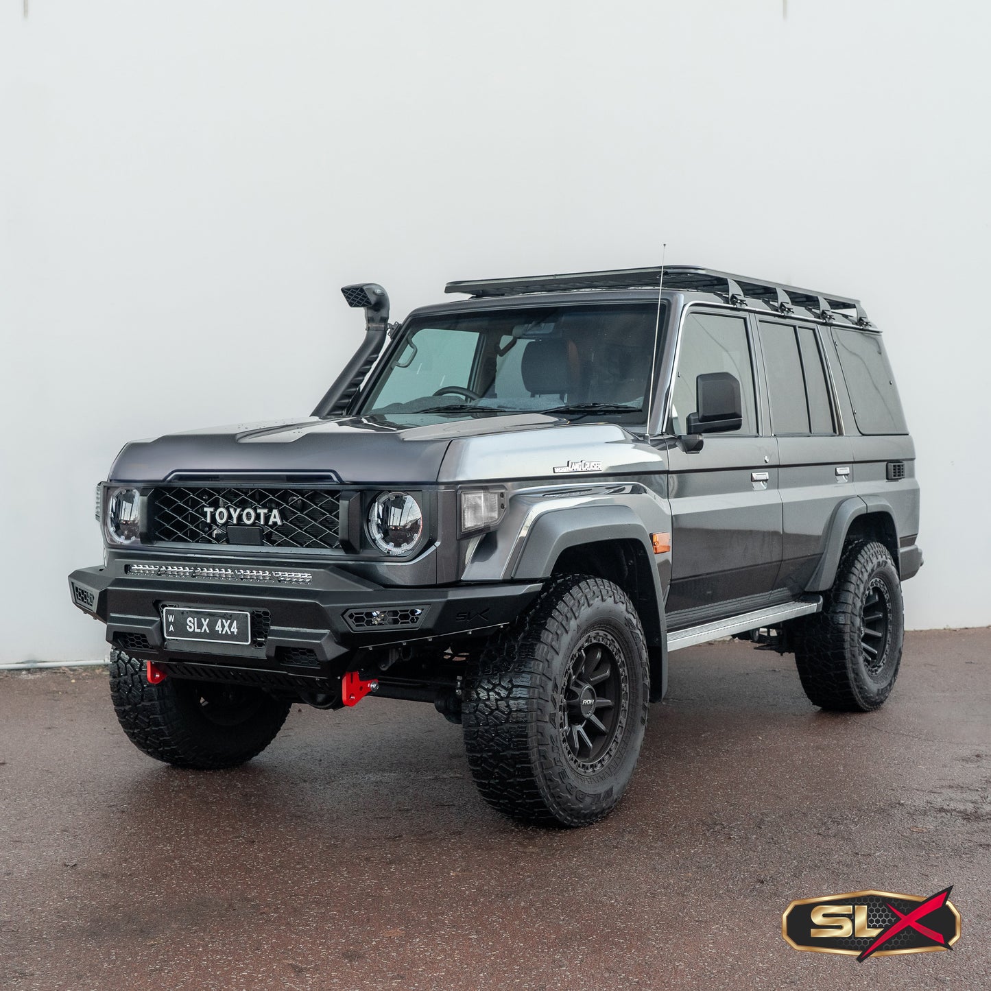 SLX Recon Bull Bar, Suitable For Toyota Land Cruiser (facelift) 76, 78, 79 Series, 2024 on SLX Recon Bull Bar