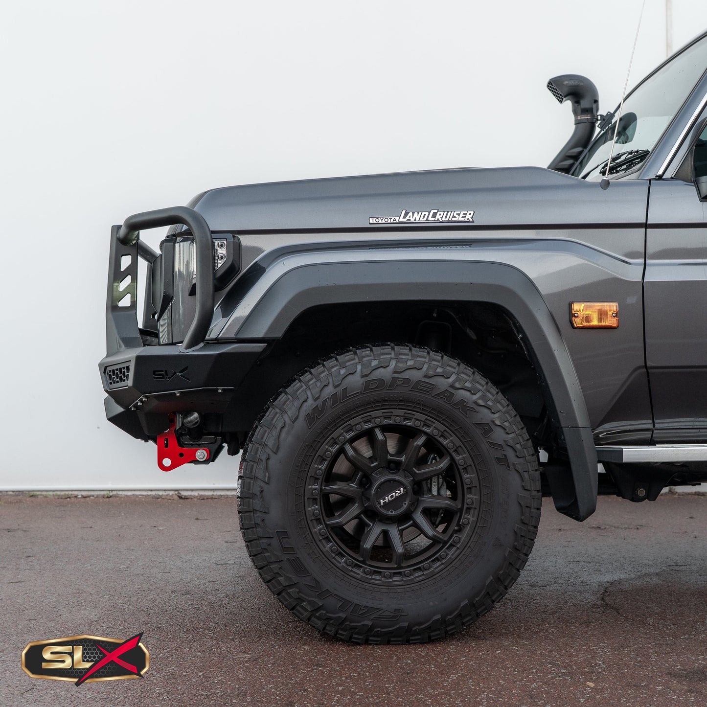 SLX Recon Bull, Suitable For Toyota Land Cruiser (facelift) 76, 78, 79 Series, 2024 on Bar Triple Loop
