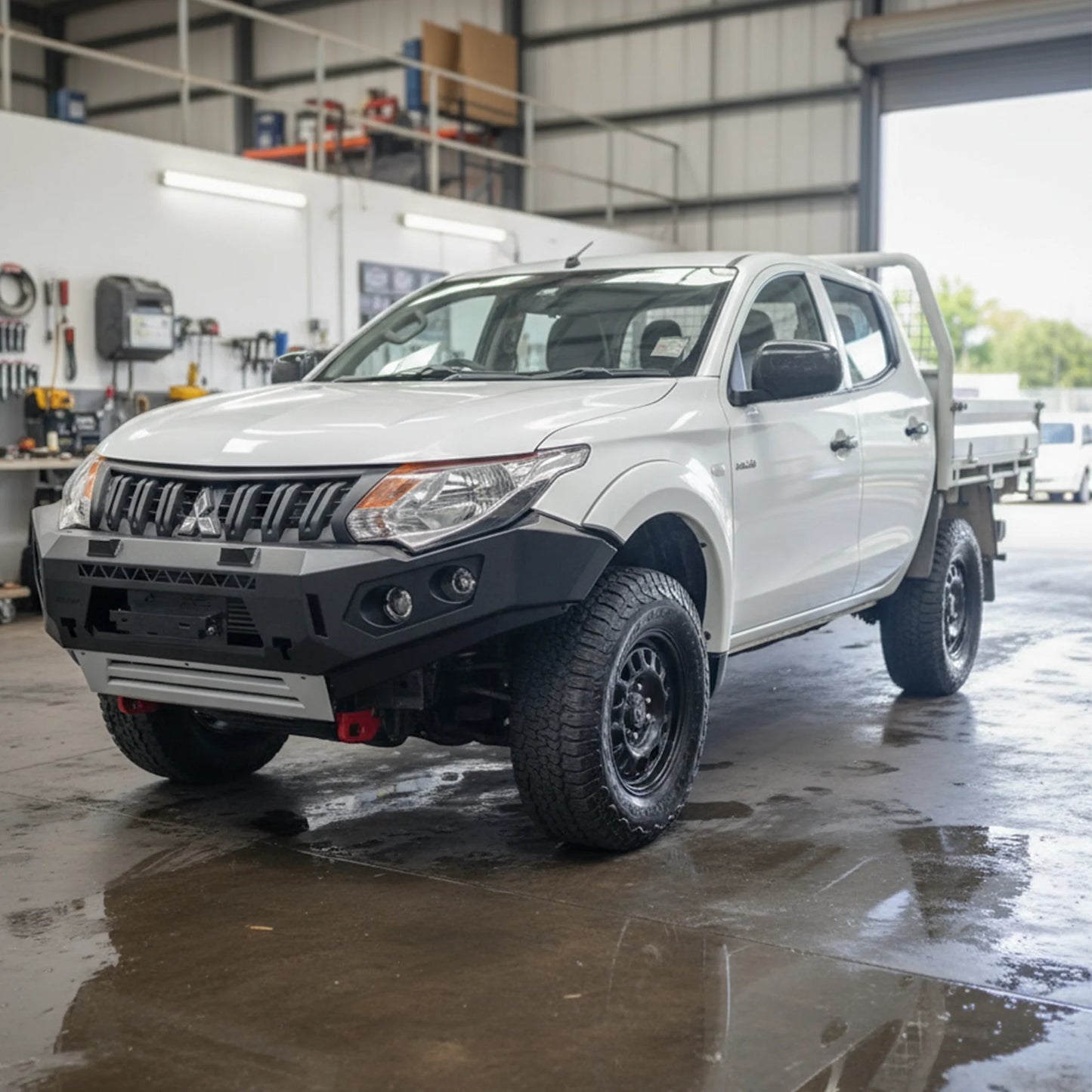 MQ TRITON BULLBAR - NO LOOP GT BUMPER