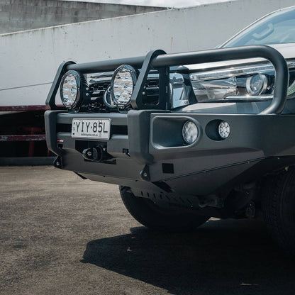 N80 HILUX BULLBAR ROCKARMOR ELITE SERIES 2015 - 07/20