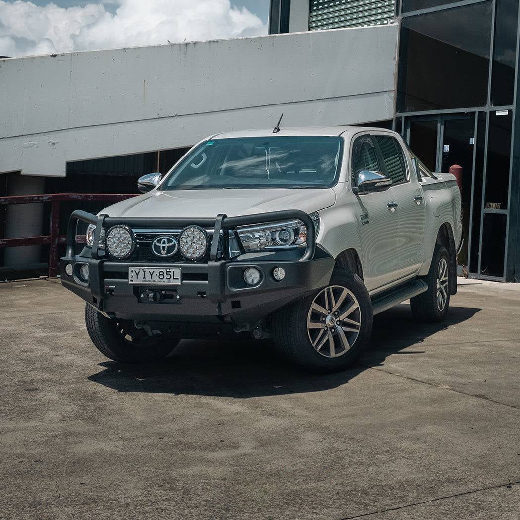 N80 HILUX BULLBAR ROCKARMOR ELITE SERIES 2015 - 07/20