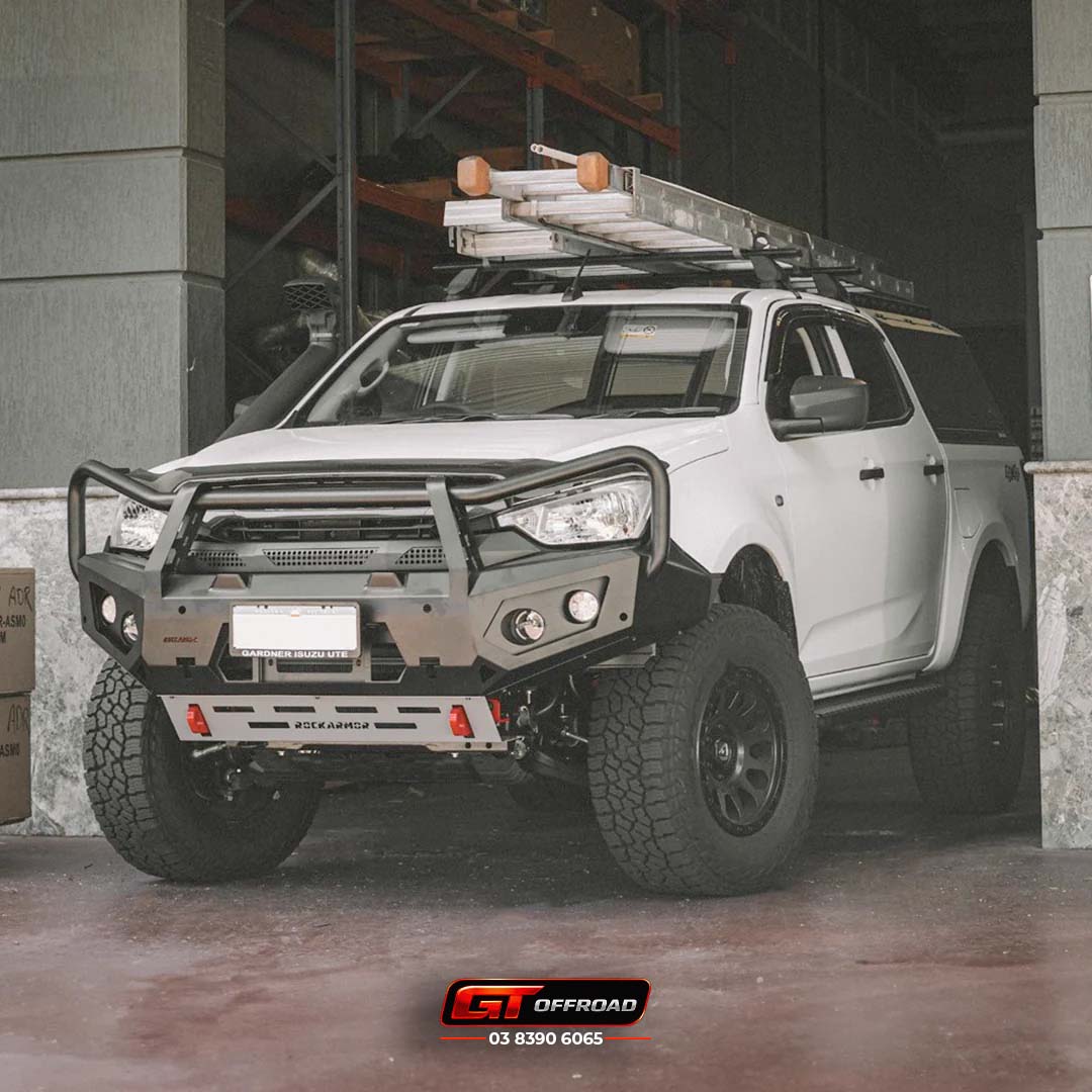 DMAX BULLBAR SUITS 08/2020 - 04/2024 | ROCKARMOR GT 3 HOOP FRONT BAR