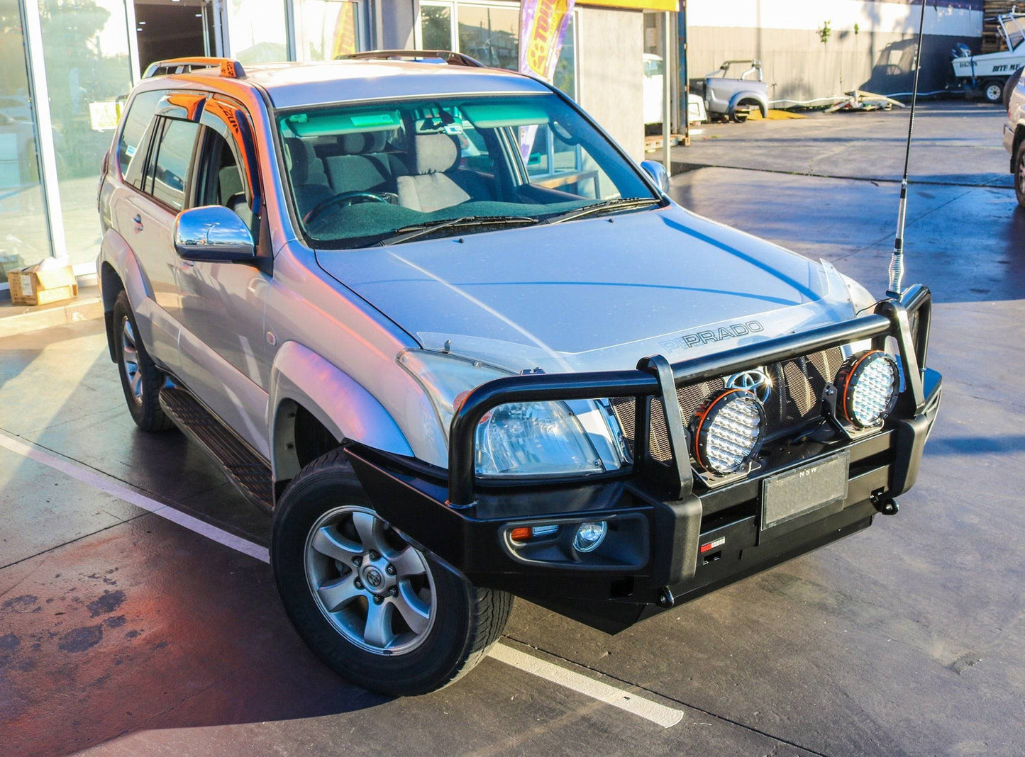 PRADO 120 BULLBAR - ROCKARMOR PREMIUM CLASSIC